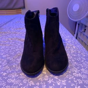 Faded Glory Black Velvet Booties